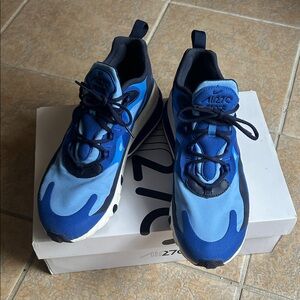 Nike Air Maxx 270 React Dual Blue Unisex Sneakers. Excellent Condition